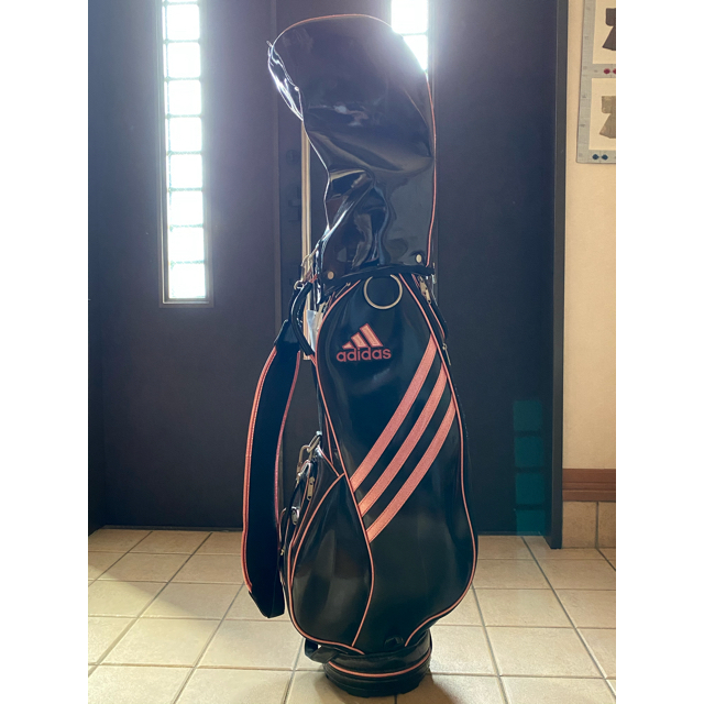adidas(アディダス)のアディダス　レディース　キャディバッグ スポーツ/アウトドアのゴルフ(バッグ)の商品写真