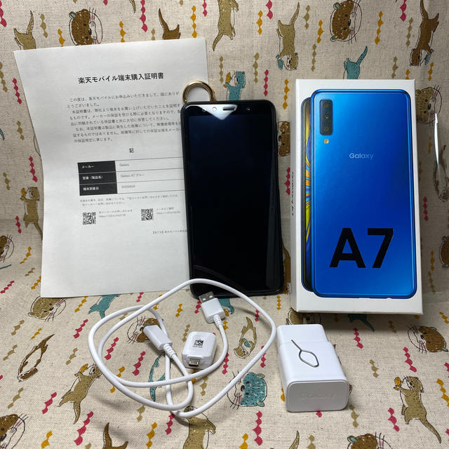 SAMSUNG(サムスン)の楽天モバイル Galaxy A7 (SM-A750C) ブルー 美品 スマホ/家電/カメラのスマートフォン/携帯電話(スマートフォン本体)の商品写真