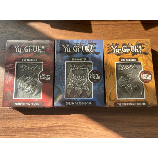 遊戯王 三幻神 金属製カード オシリス オベリスク ラー 未開封 遊戯王 三幻神 金属製カード オシリス オベリスク ラー 未開封