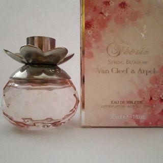 香水　van cleef & arpels 香水 rose rouge