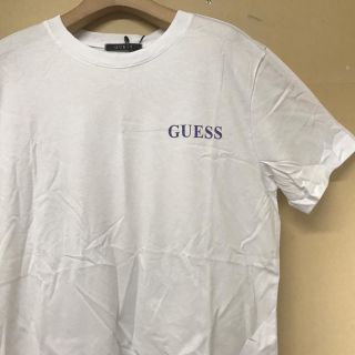 ゲス(GUESS)のオススメ　Lサイズ 新品未使Tシャツ　guess ゲスtシャツ男女兼用　送料無料(Tシャツ/カットソー(半袖/袖なし))