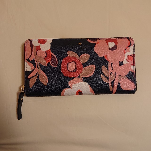 kate spade new york(ケイトスペードニューヨーク)の財布 kate spade レディースのファッション小物(財布)の商品写真