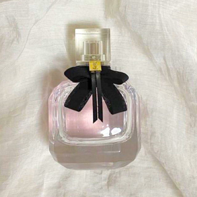 Yves Saint Laurent Beaute(イヴサンローランボーテ)のまろさん♡専用 コスメ/美容の香水(香水(女性用))の商品写真