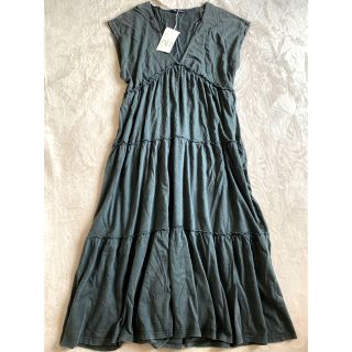 ザラ(ZARA)の新品　ZARA ワンピース　マキシワンピース　ティアード(ロングワンピース/マキシワンピース)