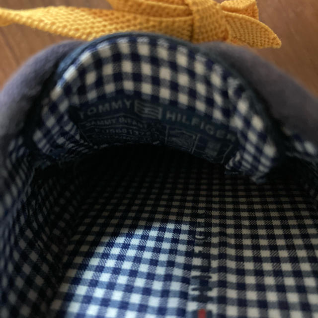 TOMMY HILFIGER(トミーヒルフィガー)のベビーシューズ　Tommy 美品 キッズ/ベビー/マタニティのベビー靴/シューズ(~14cm)(スニーカー)の商品写真