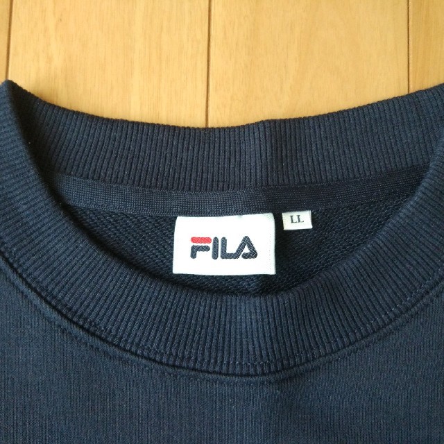 FILA(フィラ)のFILA フィラ トレーナー トリコロールカラー サイズLL メンズのトップス(スウェット)の商品写真