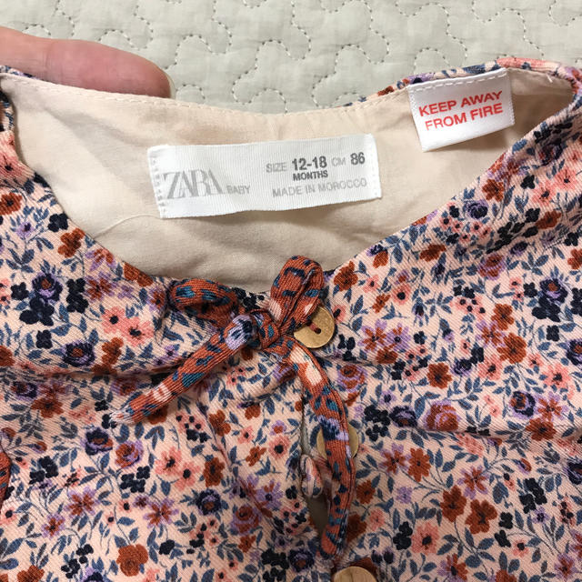 ZARA KIDS(ザラキッズ)のZARA KIDS ワンピース　12-18m キッズ/ベビー/マタニティのベビー服(~85cm)(ワンピース)の商品写真