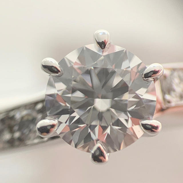 DE BEERS(デビアス)のFOREVERMARK フォーエバーマーク ダイヤモンドリング 0.3ct  レディースのアクセサリー(リング(指輪))の商品写真