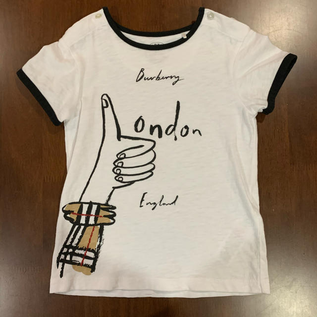 BURBERRY(バーバリー)のSALE!!★BURBERRY★Tシャツ★ キッズ/ベビー/マタニティのキッズ服女の子用(90cm~)(Tシャツ/カットソー)の商品写真