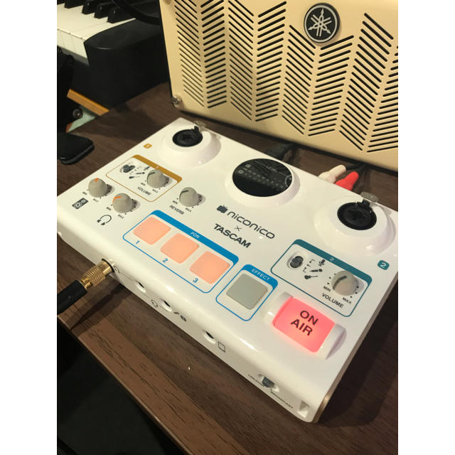 【値段交渉可】TASCAM MiNiSTUDIO CREATER US-42 楽器のDTM/DAW(オーディオインターフェイス)の商品写真