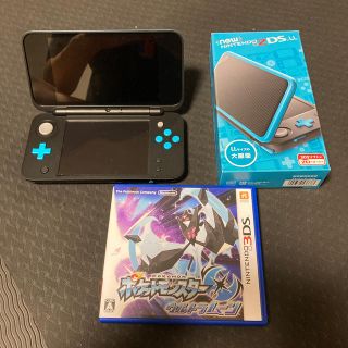 ニンテンドウ(任天堂)のNintendo  ニンテンドー 2DS LL ポケモン　ウルトラムーン 付き(携帯用ゲーム機本体)