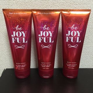 バスアンドボディーワークス(Bath & Body Works)のビージョイフル☆ボディクリーム(ボディクリーム)