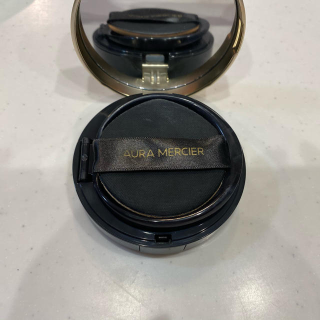 laura mercier(ローラメルシエ)のフローレス ルミエール ラディアンス パーフェクティング クッション 2N1 コスメ/美容のベースメイク/化粧品(ファンデーション)の商品写真