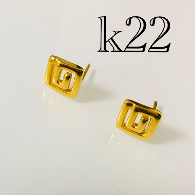 k22 ピアス