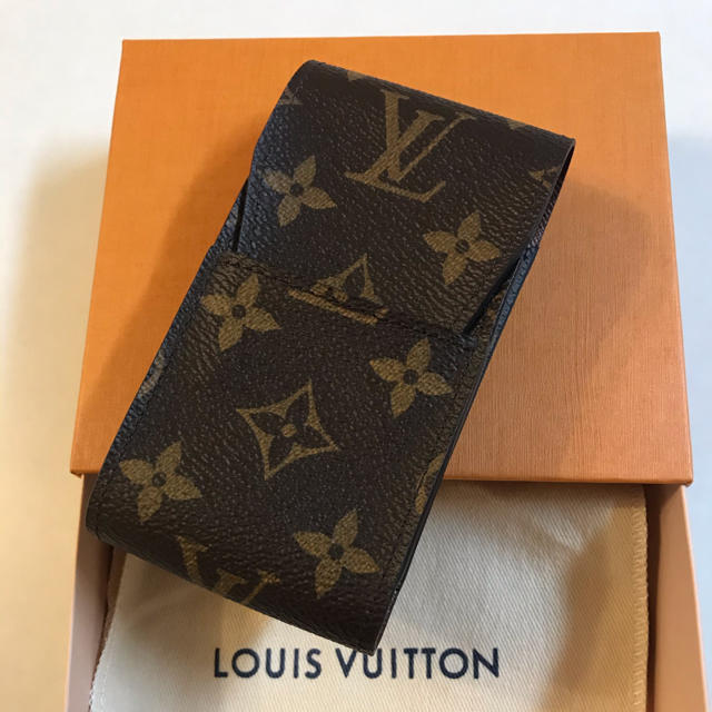 LOUIS VUITTON(ルイヴィトン)のルイヴィトン　シガレットケース レディースのファッション小物(その他)の商品写真