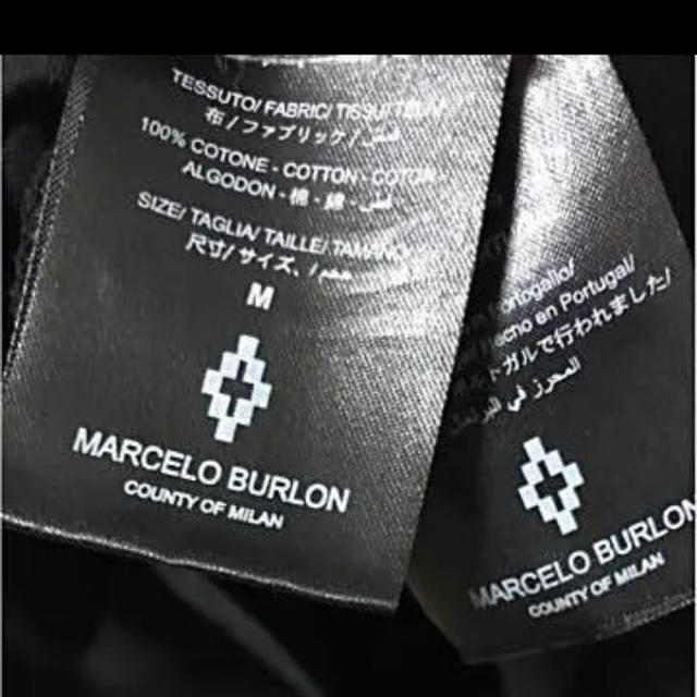 MARCELO BURLON(マルセロブロン)のマルセロ　MARCELO BURLON パーカー　Tシャツ メンズのトップス(Tシャツ/カットソー(半袖/袖なし))の商品写真