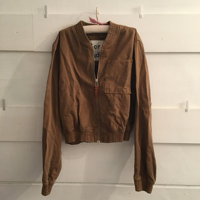 Acne outer.