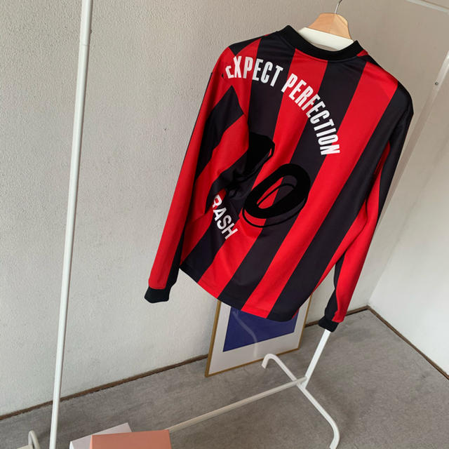 Martine Rose - twist football top  メンズのトップス(Tシャツ/カットソー(七分/長袖))の商品写真