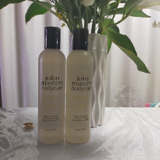 John Masters Organics(ジョンマスターオーガニック)のブルー様専用✩ジョンマスター ボディーウォッシュ コスメ/美容のボディケア(ボディソープ/石鹸)の商品写真