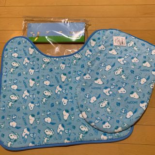 スヌーピー(SNOOPY)の新品　スヌーピー  トイレマット　トイレカバー　2点セット(トイレマット)