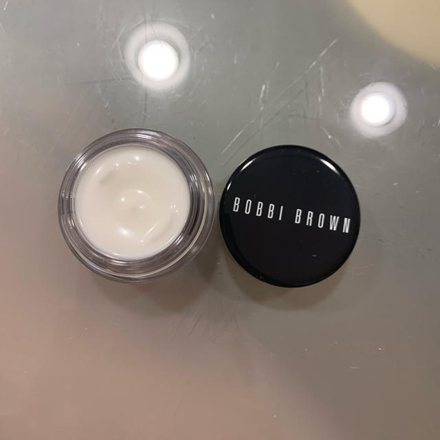 BOBBI BROWN(ボビイブラウン)のボビィブラウン☆保湿クリーム ミニサイズ コスメ/美容のスキンケア/基礎化粧品(フェイスクリーム)の商品写真