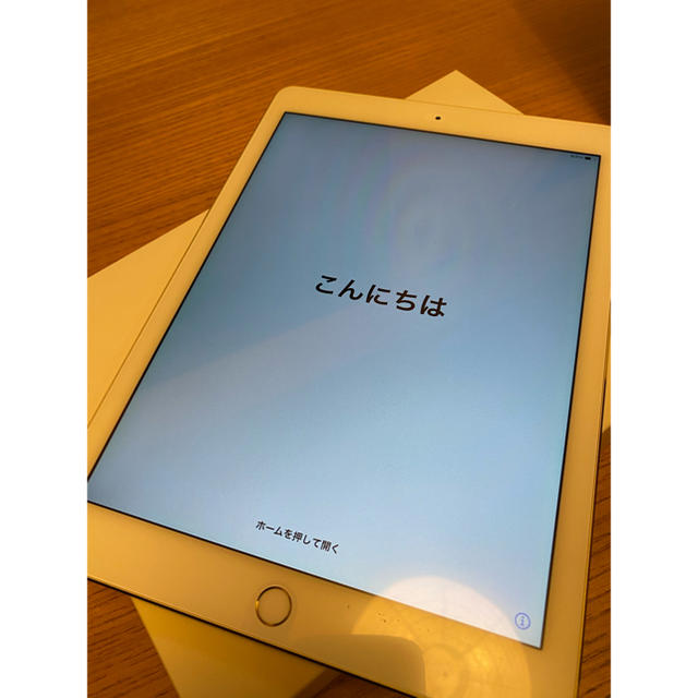 【美品】iPad Air2 64GB gold Wi-Fiモデル