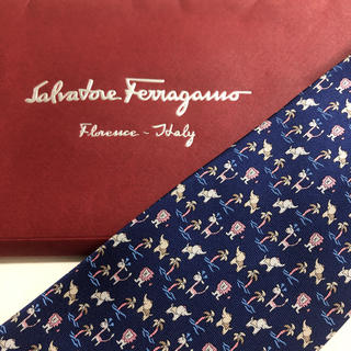 サルヴァトーレフェラガモ(Salvatore Ferragamo)のSalvatole Ferragamo フェラガモ ネクタイ☆新品(ネクタイ)