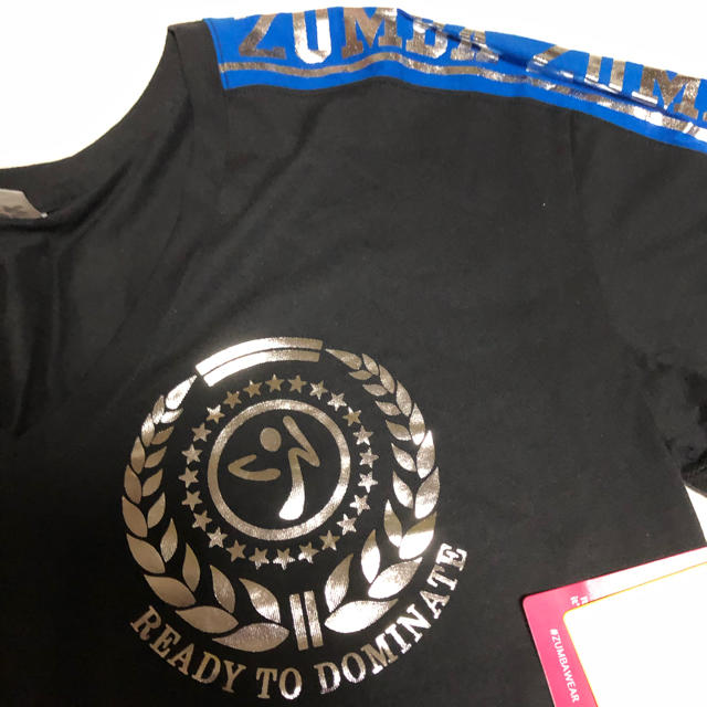 Zumba(ズンバ)の【新品・未使用品】ZUMBA®︎ウェア　Vネック　ブラック Mサイズ スポーツ/アウトドアのスポーツ/アウトドア その他(ダンス/バレエ)の商品写真