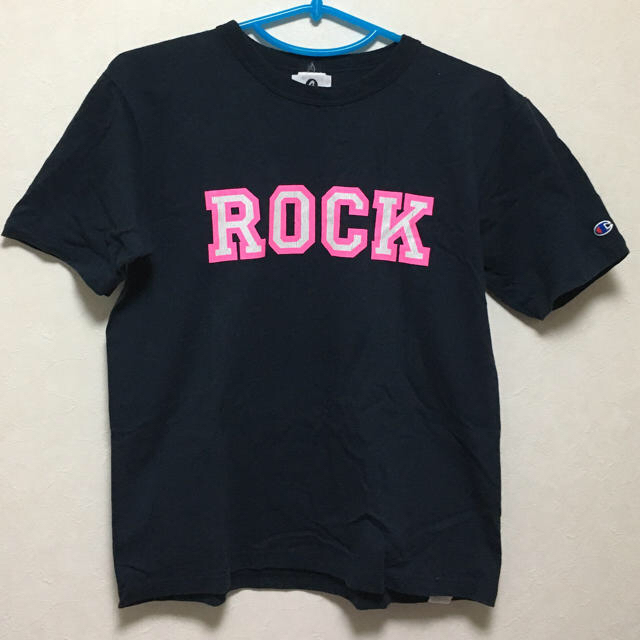 GOODENOUGH - グッドイナフ x チャンピオン 名作 ロックTの通販 GOODENOUGH - グッドイナフ x チャンピオン 名作 ロックTの通販