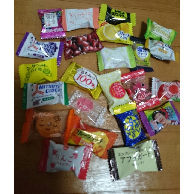 キャンディ 食品/飲料/酒の食品(菓子/デザート)の商品写真