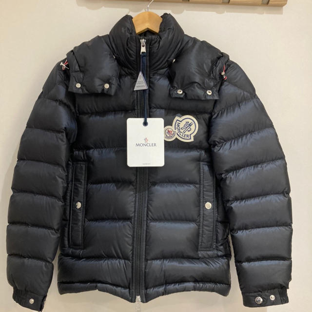 MONCLER(モンクレール)の【おた様専用1/2】モンクレール ブラマント ダウンジャケット メンズのジャケット/アウター(ダウンジャケット)の商品写真