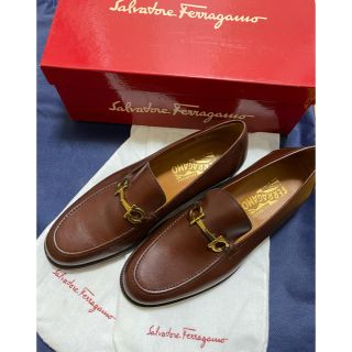 サルヴァトーレフェラガモ(Salvatore Ferragamo)のフェラガモ  ローファー(スリッポン/モカシン)