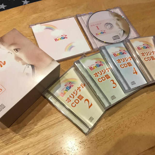 ベビーパーク　オリジナルCD集　1〜6 エンタメ/ホビーの本(絵本/児童書)の商品写真