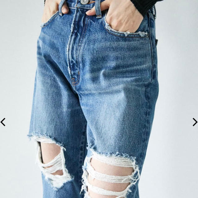 moussy(マウジー)のmoussy デニムパンツ　HW RIPPED STRAIGHT レディースのパンツ(デニム/ジーンズ)の商品写真