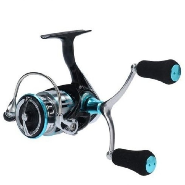 フィッシング新品未使用　ダイワ　DAIWA　エメラルダス LT2500S-H-DH