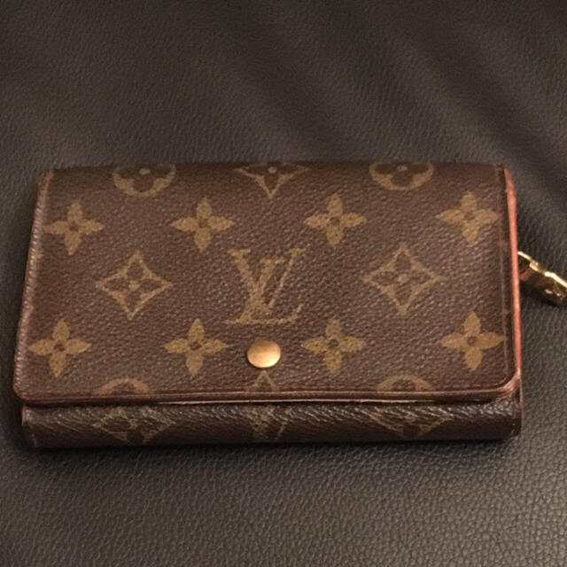 LOUIS VUITTON(ルイヴィトン)のLOUIS VUITTON 財布 レディースのファッション小物(財布)の商品写真