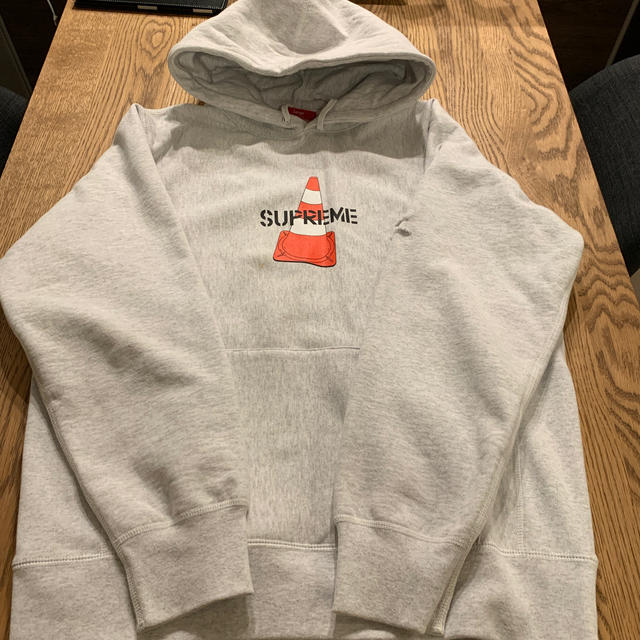 Supreme - 美品⭐︎ 19AW Cone Hooded Sweatshirt⭐︎の通販 by BP ...