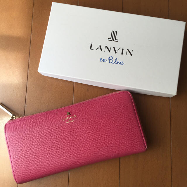 新品 定価20,900円 LANVIN ランバンオンブルー 長財布 ウォレット