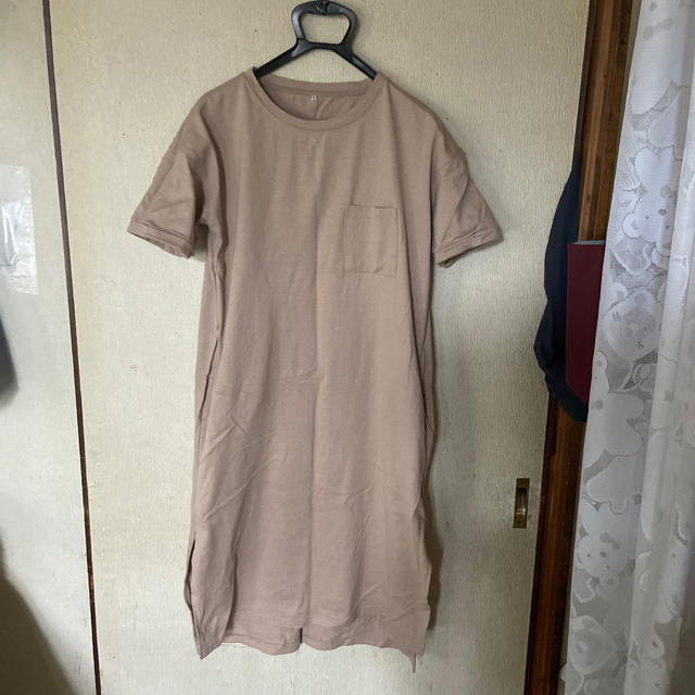 しまむら(シマムラ)のロングTシャツ レディースのトップス(Tシャツ(半袖/袖なし))の商品写真