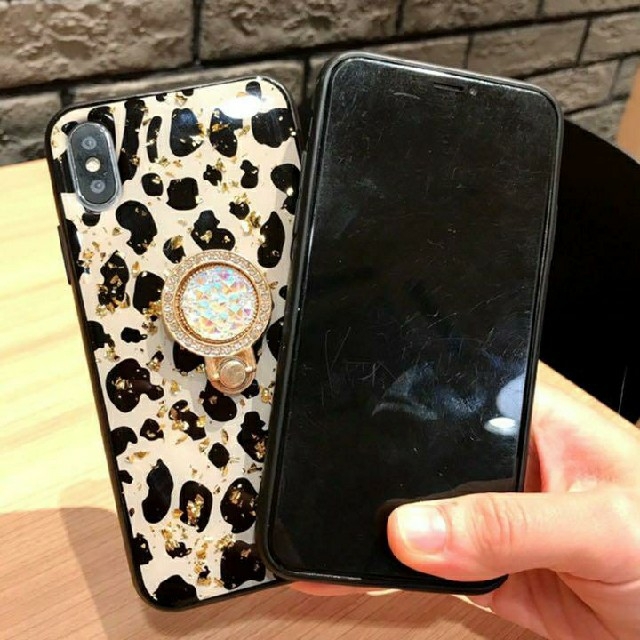 ヒョウリング　iPhone スマホ/家電/カメラのスマホアクセサリー(iPhoneケース)の商品写真