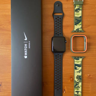 アップルウォッチ(Apple Watch)のアップルウォッチ3 42mm ナイキ　GPSモデル(腕時計(デジタル))