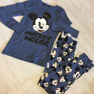 エイチアンドエム(H&M)の新品！H&Mミッキー  パジャマ　男の子　キッズ　130 140 長袖　長ズボン(パジャマ)