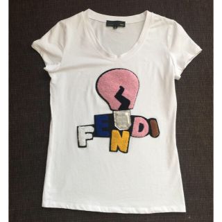 フェンディ(FENDI)のFENDI Tシャツ❤️白(Tシャツ(半袖/袖なし))