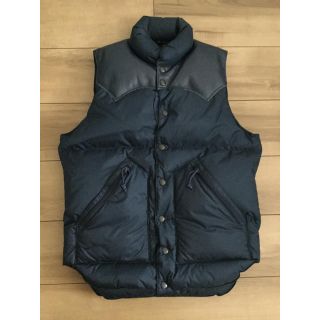 ロッキーマウンテンフェザーベッド(Rocky Mountain Featherbed)のBEAMS x Rocky Mountain x Briefing ダウンベスト(ダウンベスト)