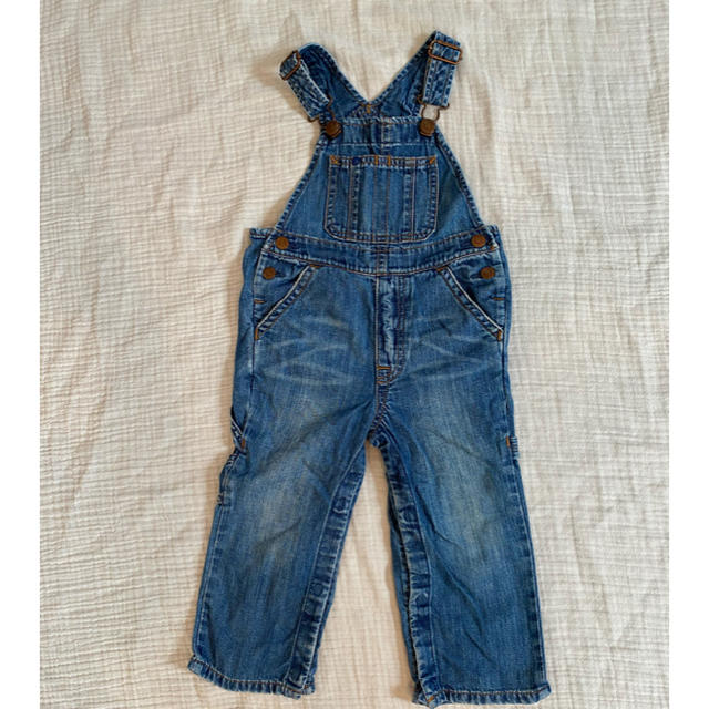 babyGAP(ベビーギャップ)のbabyGAPオーバーオール90 キッズ/ベビー/マタニティのキッズ服男の子用(90cm~)(パンツ/スパッツ)の商品写真