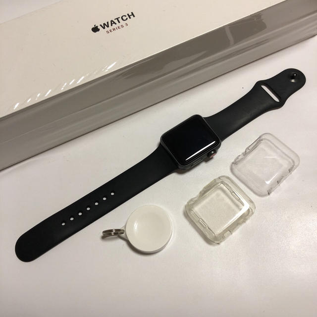 Apple Watch(アップルウォッチ)のApple Watch Series 3 GPS+Cellularモデル 38 メンズの時計(腕時計(デジタル))の商品写真