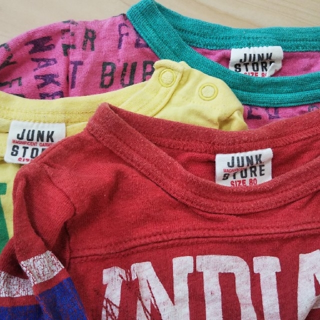 JUNK STORE(ジャンクストアー)のジャンクストア 七分袖 少し長めの半袖 Tシャツ3枚セット  キッズ/ベビー/マタニティのベビー服(~85cm)(Ｔシャツ)の商品写真