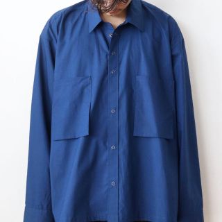 アンユーズド(UNUSED)のthee シー oversize short shirt (BLU) シャツ(シャツ)