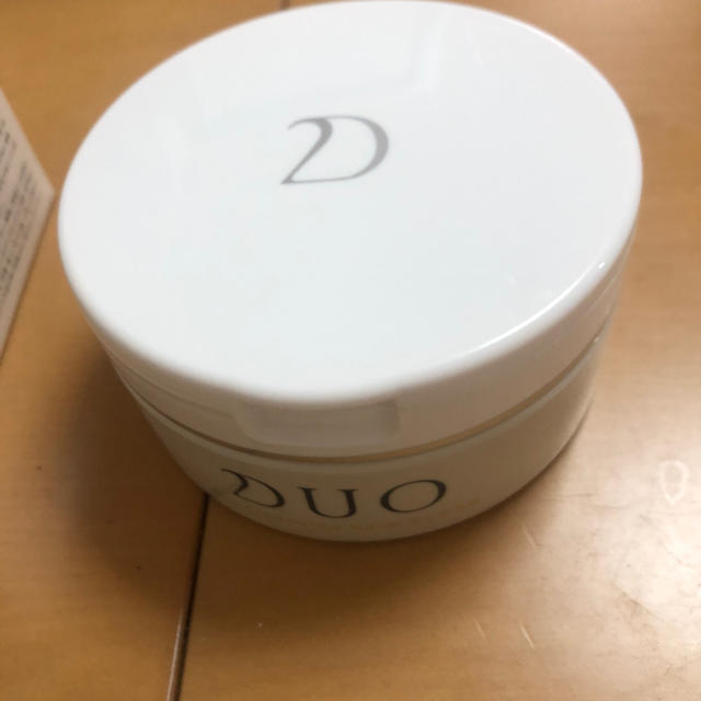 お値下げ中。DUO クレンジングバーム 2点 コスメ/美容のスキンケア/基礎化粧品(クレンジング/メイク落とし)の商品写真