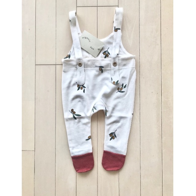 新品✦1点のみ organic zoo  olive柄足つきサロペット 3-6M